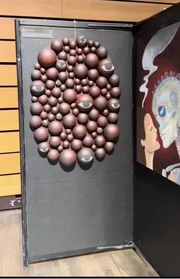 Дъщерята на Мария завърши престижното си образование с авторска изложба (СНИМКИ)