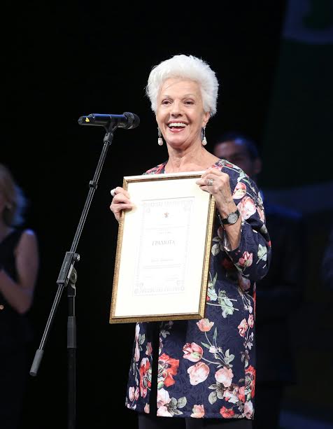 Райна Кабаиванска с награда за принос в областта на музиката  