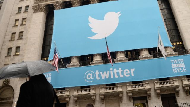 Илон Мъск ще смени птицата от логото на Twitter