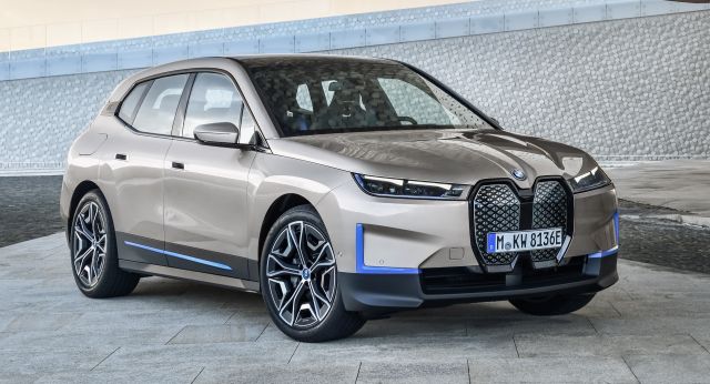  BMW ще употребява единствено една платформа за всички коли 