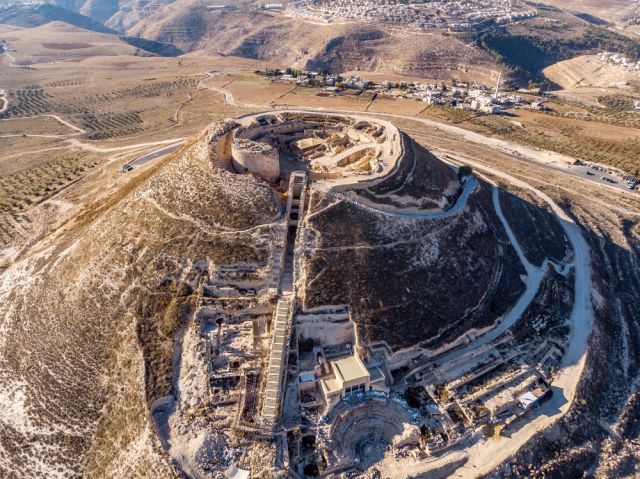  Отварят за визити двореца на Ирод 