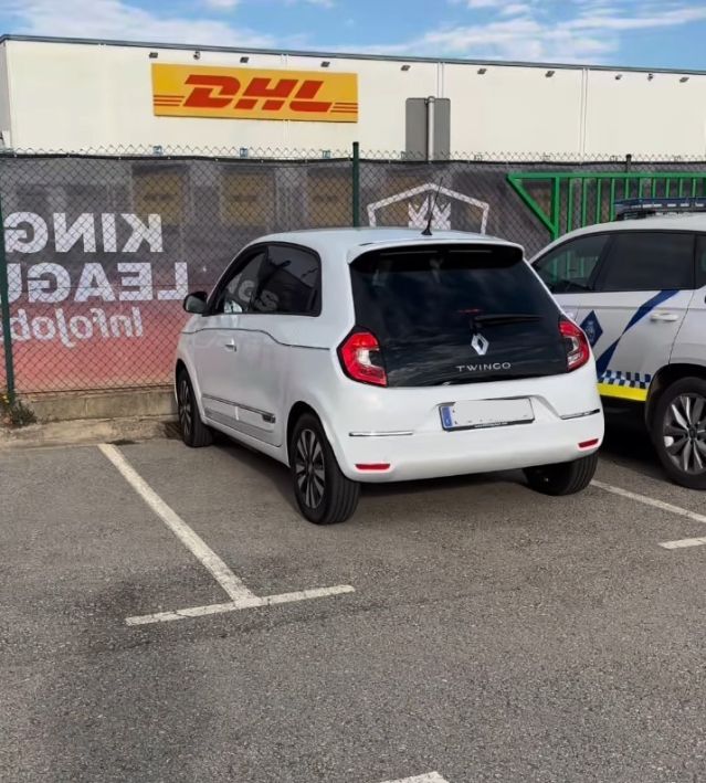 Пике подкара Renault Twingo