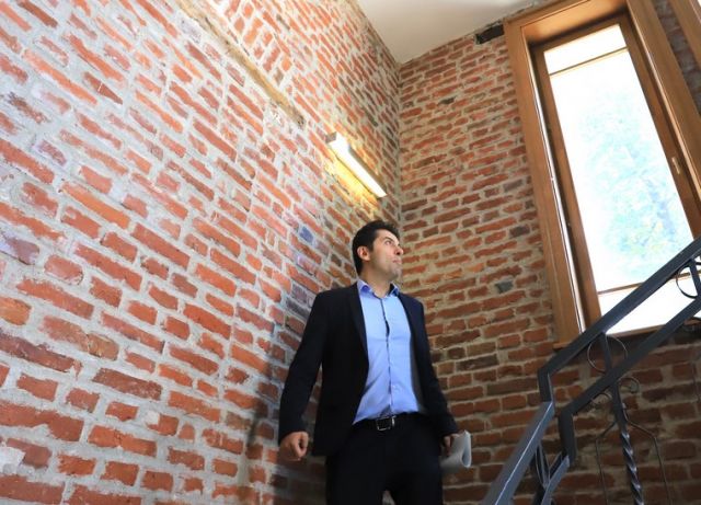  Превърнаха известна постройка в хъб за млади създатели 