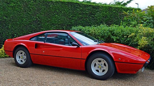 Джеймс Мей продава рядкото си Ferrari 308 GTB | ФАКТИ.БГ Джеймс Мей продава рядкото си Ferrari 308 GTB