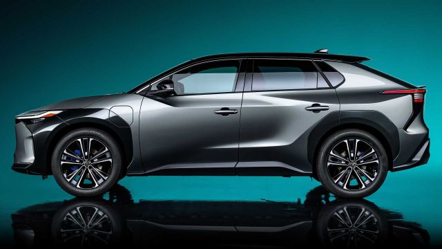 Toyota показа електрически SUV с интересен дизайн