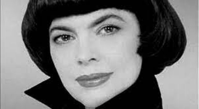 Френската певица Мирей Матийо разказа за отношенията си с Путин | ФАКТИ.БГ Френската певица Мирей Матийо разказа за отношенията си с Путин