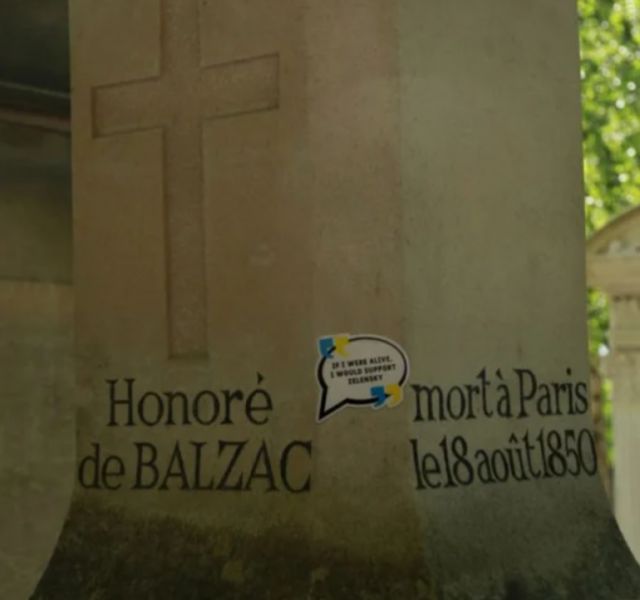 Оскверниха гробовете на известни личности в Пер Ла Шез заради войната в Украйна