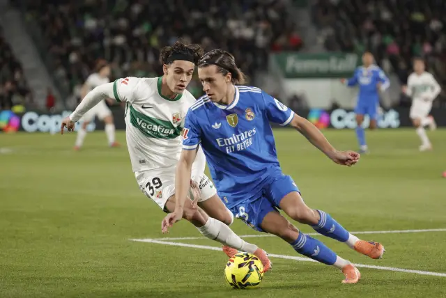 Елче шокира Реал Мадрид на два пъти и спря водача в Ла Лига 