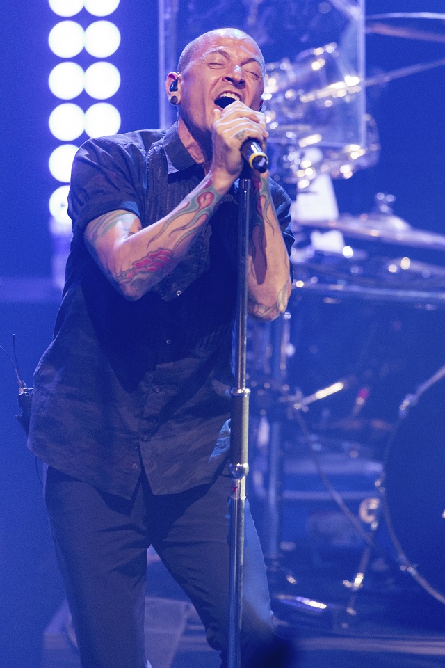 Linkin Рark отмениха турнето заради смъртта на Бенингтън (ВИДЕО)