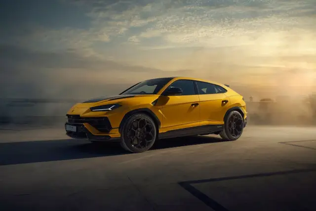 Lamborghini се сбогува с Urus S и Performante