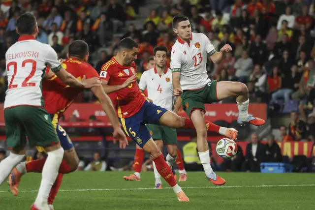 България отново разгромена! Испания ни вкара нови 4!