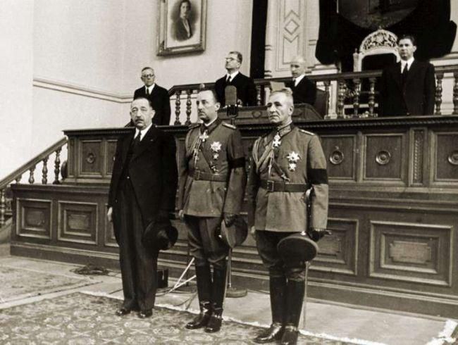1944 г., Хитлер разпорежда преврат и военна диктатура в България