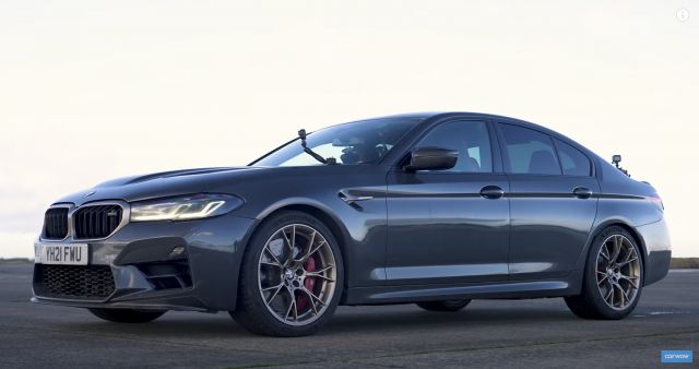 BMW M5 CS се опитва против Ferrari (ВИДЕО) | ФАКТИ.БГ - 2 BMW M5 CS се опитва против Ferrari (ВИДЕО) - 2