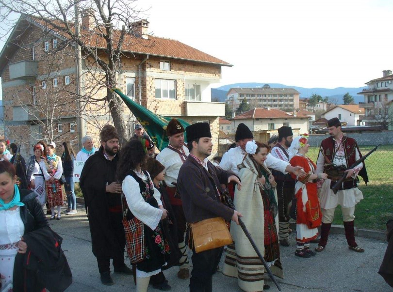 Започна осмият Национален Фолклорен фестивал " Пролетно хоро"