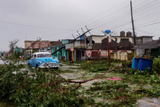 САЩ ще предоставят на Куба хуманитарна помощ за справяне с пораженията от урагана 