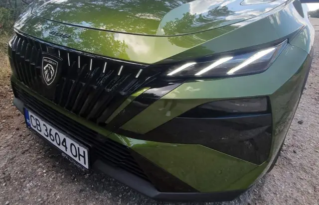 Тествахме новото Peugeot 408. Дизайнът привлича погледи, но достатъчно ли е това и какви са цените у нас?