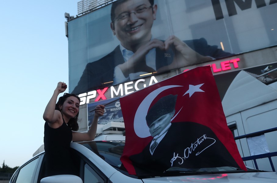 Лидерът, който окончателно загуби Истанбул