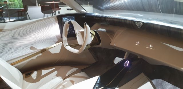 DS Aero Sport Longue – френска елегантност и невероятно ускорение