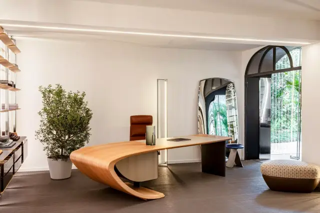 Bugatti показа новата си колекция от… мебели