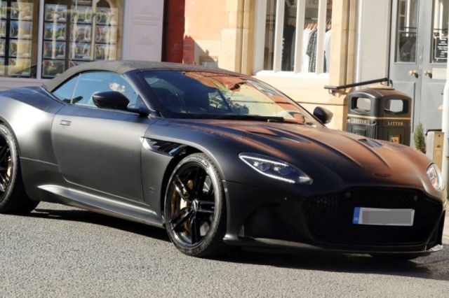  Роналдо не стопира да се глези 