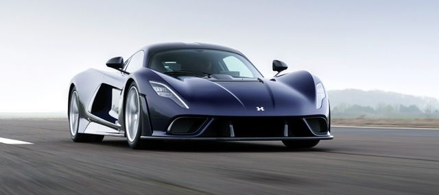  Hennessey Venom F5 потегля на война против Chiron, Jesko и Tuatara 