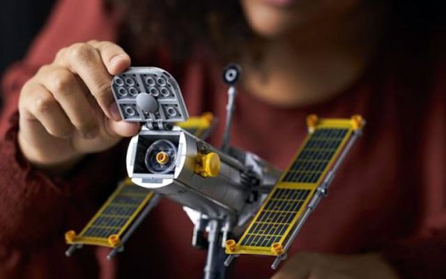  LEGO и NASA основават юбилеен конструктор (ВИДЕО) 