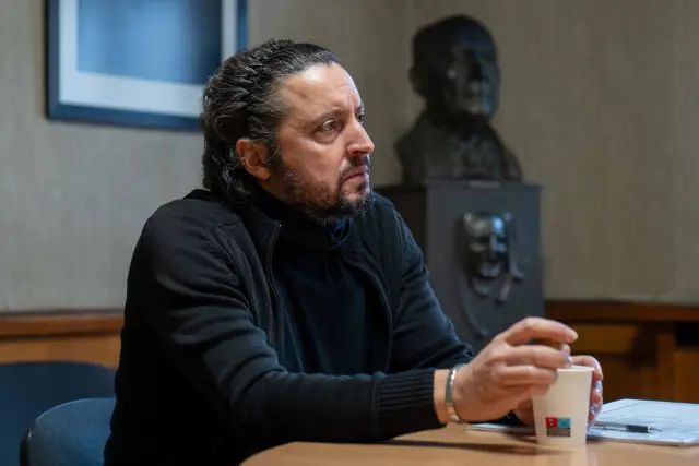 Любо Нейков дебютира в Народния театър "Иван Вазов" (СНИМКИ)