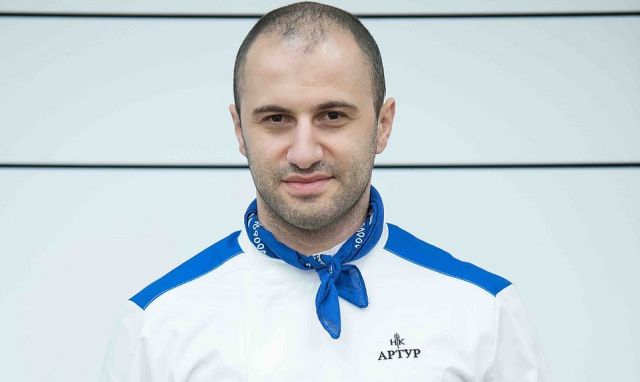 Нови четирима готвачи станаха част от Hell’s Kitchen България | ФАКТИ.БГ Нови четирима готвачи станаха част от Hell’s Kitchen България