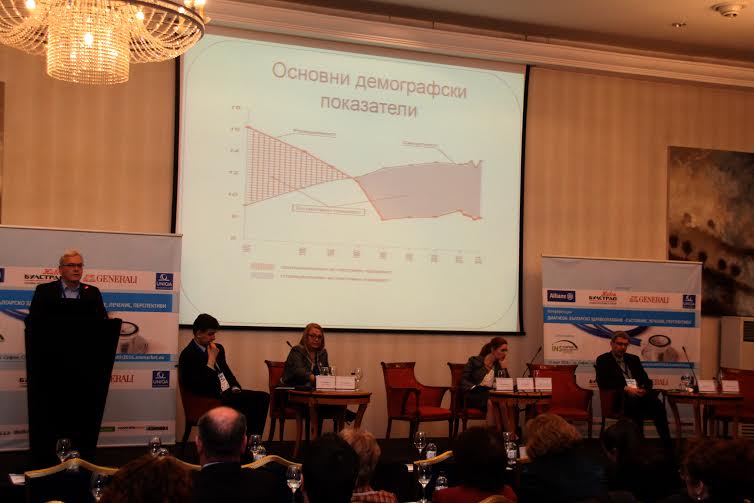 Проф. Салчев: Да се помисли за създаване на здравно-пенсионен пул