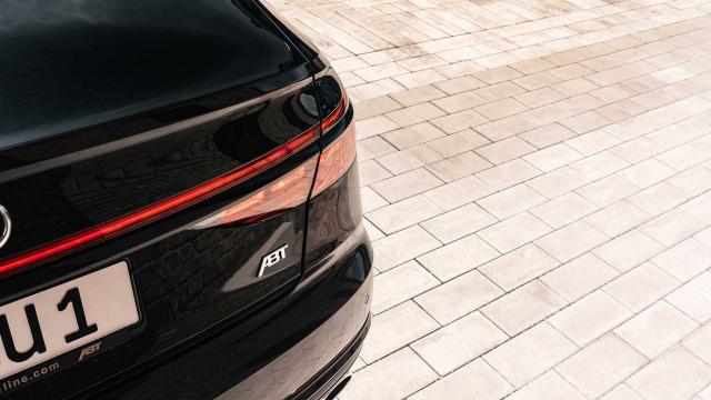 ABT надгради новото Audi S8 до 700 к.с.