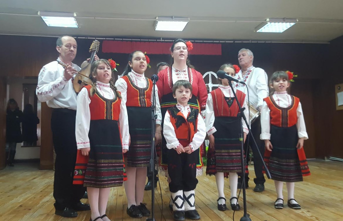 Детски великденски конкурс във Велинград