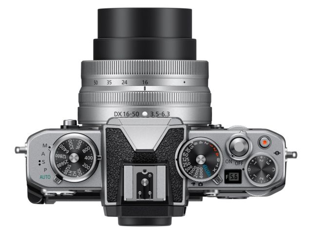  Nikon показа „ кроп “ камера с ретро дизайн 