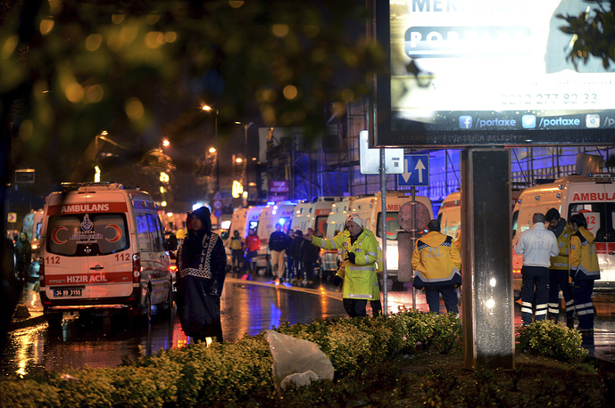 Десетки убити в Истанбул на Нова Година (ВИДЕО)