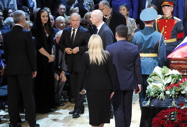 Русия каза "сбогом" на легендата Йосиф Кобзон (ВИДЕО+СНИМКИ)