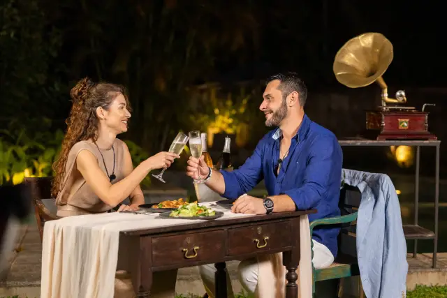 Белослава е първата, останала без роза в "Ергенът". Влизат още 3 нови жени (СНИМКИ)