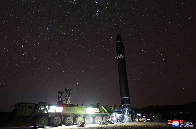 Пхенян знае само едно: ракета след ракета