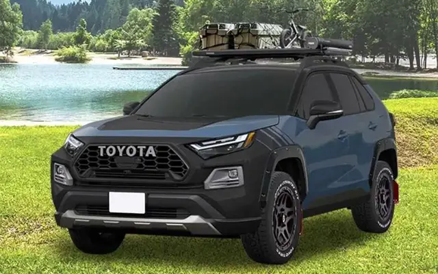 Toyota с две нови версии на RAV4 - футуристична и практична