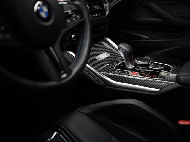BMW M чества 50 години със специално М4