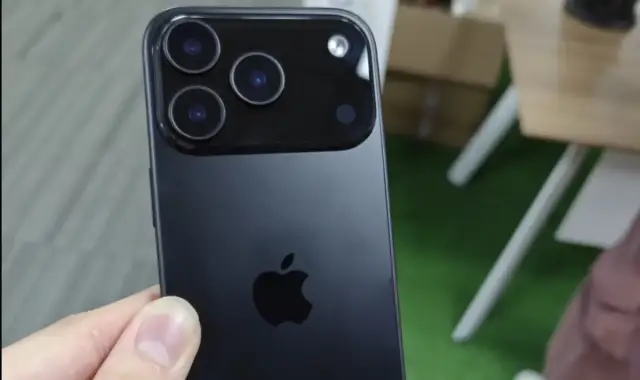 Apple може да готви непредвидена смяна за iPhone 17 Pro