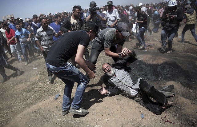 Кървава война в Газа (СНИМКИ)