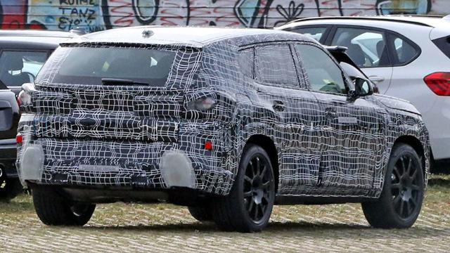 Първи изображения на BMW X8 | ФАКТИ.БГ Първи изображения на BMW X8