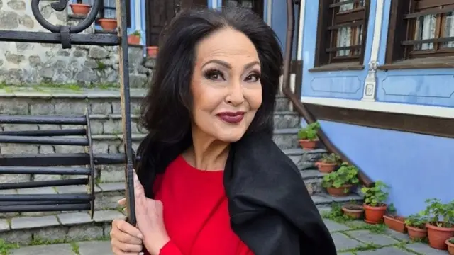 84-годишната Стефка Берова шокира с младежка визия (СНИМКА)