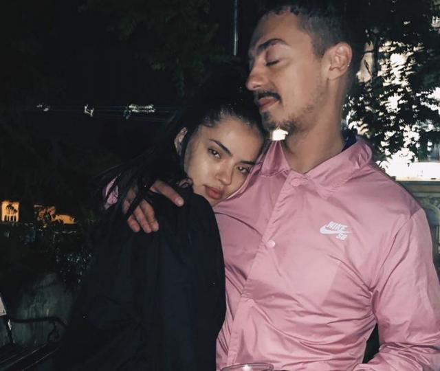  Гаджето на Дара ѝ поставил рога 