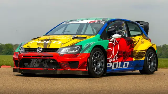 Многоцветното Polo Harlequin се завърна