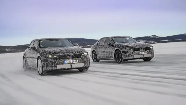 BMW разкри още от новата " тройка " 