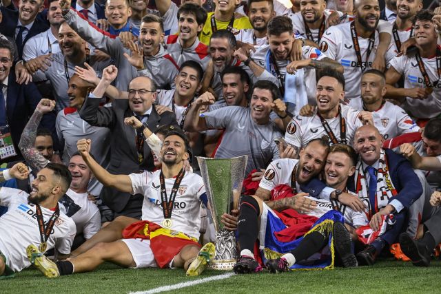 Севиля спря Рома и блестяща серия на Моуриньо, и триумфира в Лига Европа