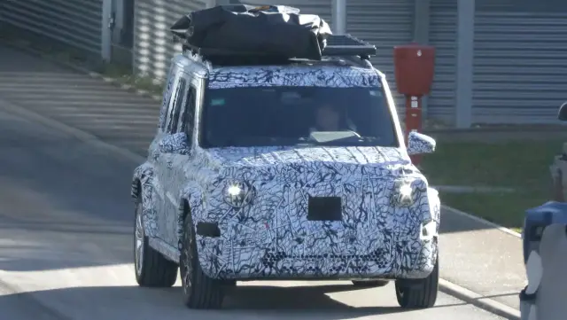 Появиха се първи снимки на "малката" G-Class на Mercedes