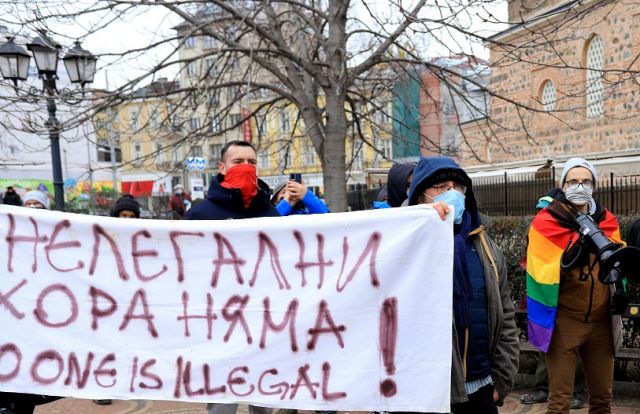 Протест в София срещу Луковмарш (СНИМКИ)