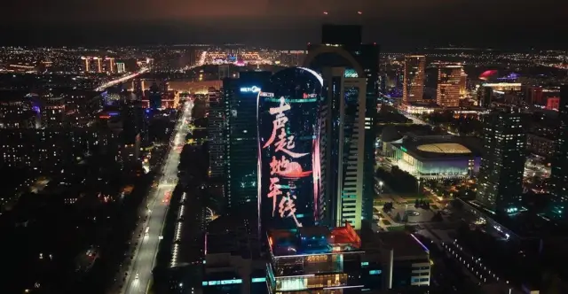 Димаш оглавява елита на вокалисти от 6 страни в новата музикална стратегия „ Новият път на коприната “, пътуваща из Казахстан