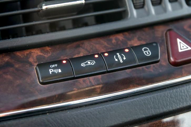 €7500 за S-класата на Марко ван Бастен